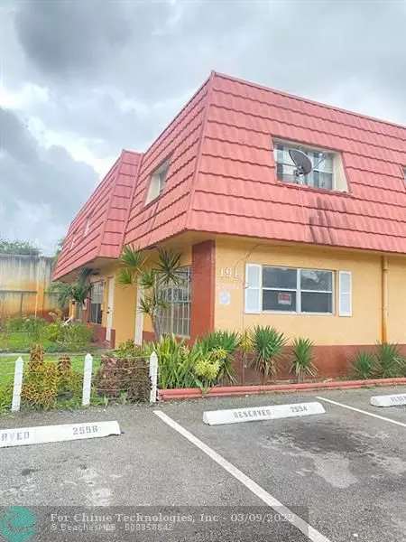 Lauderhill, FL 33313,2550 NW 52nd Ave  #A19