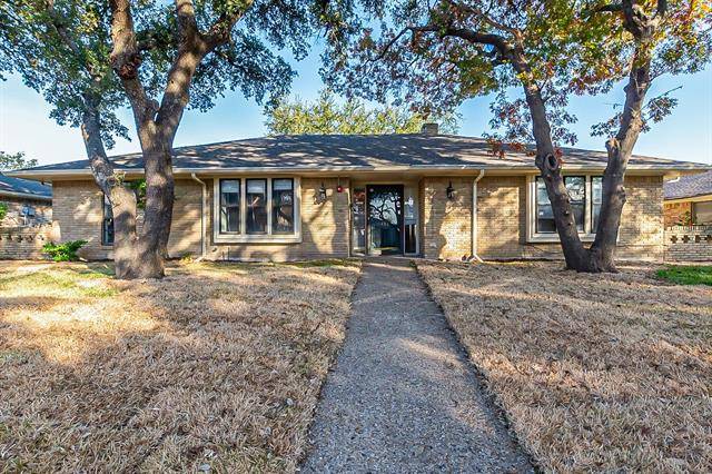 431 Fieldwood Drive, Richardson, TX 75081
