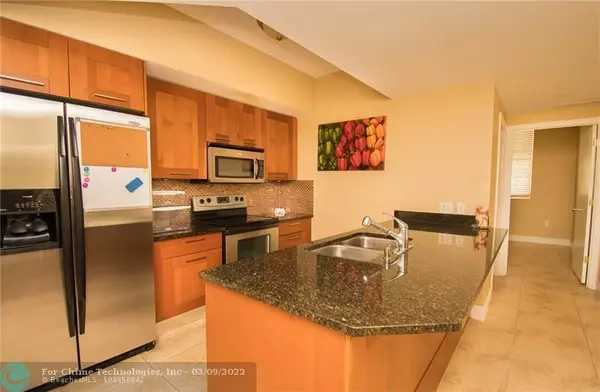 Coral Gables, FL 33146,4100 Salzedo St  #514