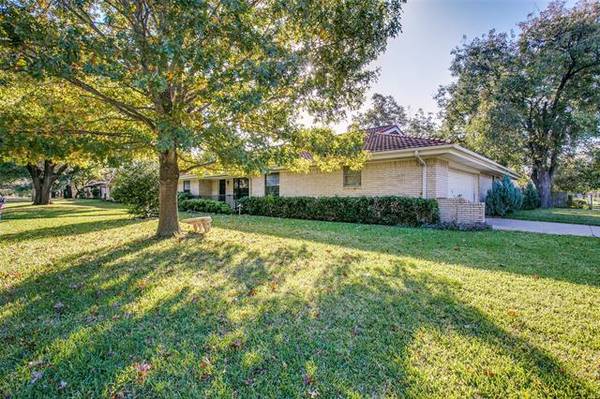 4900 Granite Shoals Avenue, Fort Worth, TX 76103