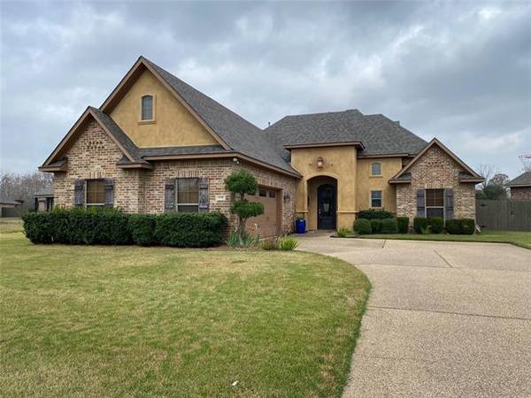 618 Glenshire Drive, Bossier City, LA 71111