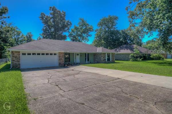 4607 Parkridge Drive, Benton, LA 71006