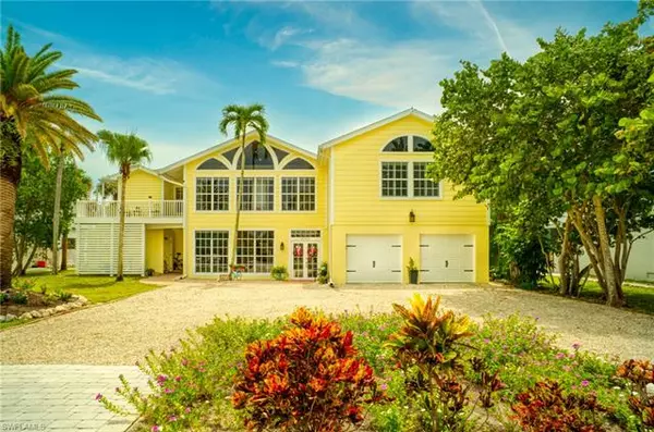 2030 Sunrise CIR,  Sanibel,  FL 33957