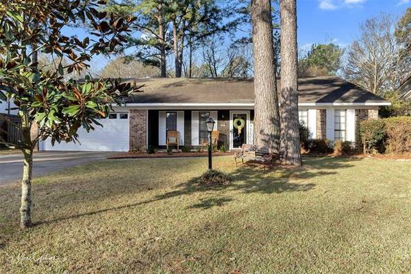 303 Ellerbe Ridge Drive, Shreveport, LA 71106