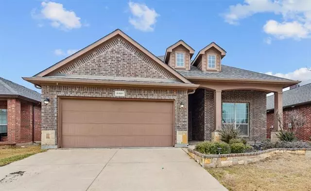 2361 Half Moon Bay Lane, Fort Worth, TX 76177