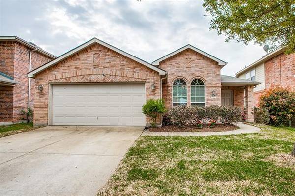 1023 Grimes Drive, Forney, TX 75126