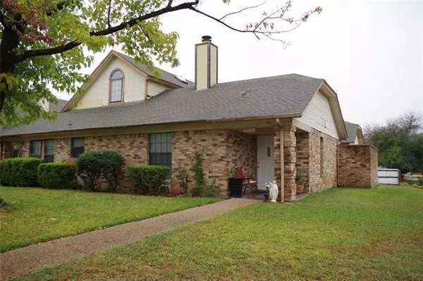 4400 Hulen Circle W, Fort Worth, TX 76133