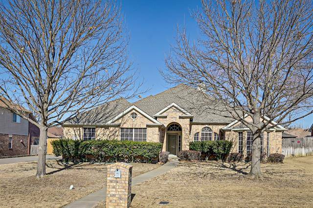 1005 Dover Heights Trail, Mansfield, TX 76063