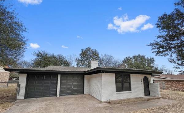 1227 Benbrook Terrace, Benbrook, TX 76126