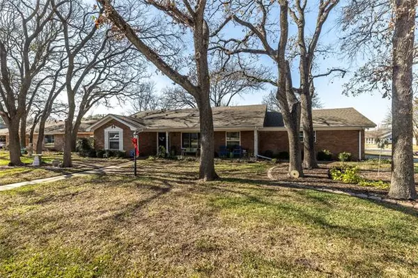 Hurst, TX 76054,1765 Cynthia Lane