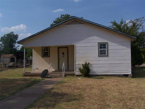 700 W Wheeler Street, Breckenridge, TX 76424