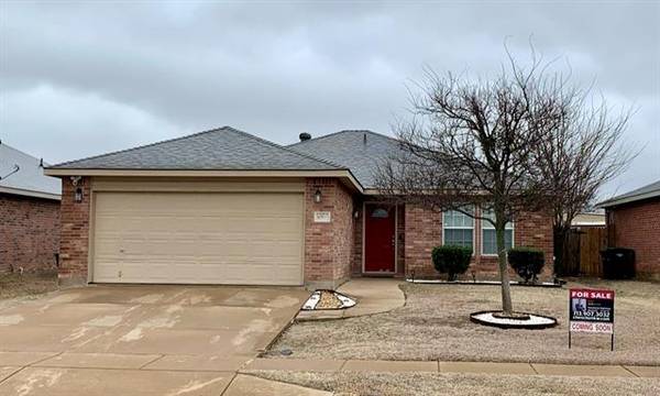 10569 Flagstaff Run, Fort Worth, TX 76140