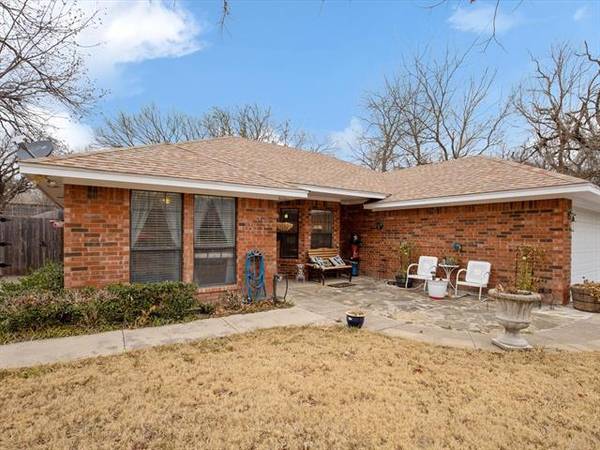 813 E 2nd Street, Weatherford, TX 76086