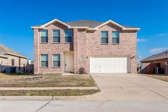 905 Brair Run Drive, Mansfield, TX 76063