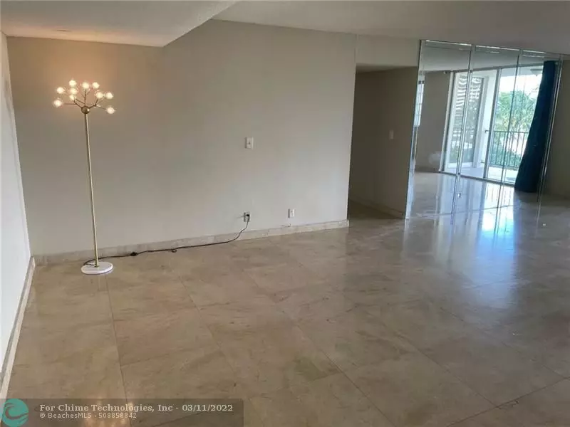 Hallandale Beach, FL 33009,1890 S Ocean Dr  #408