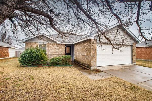 2512 Melanie Drive, Anna, TX 75409