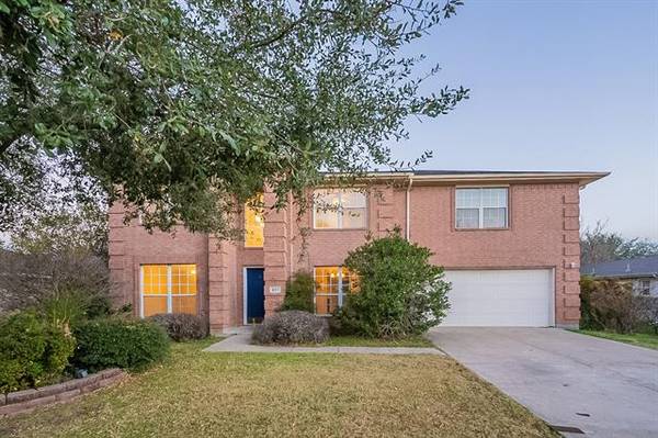 207 Jacob Drive, Glenn Heights, TX 75154