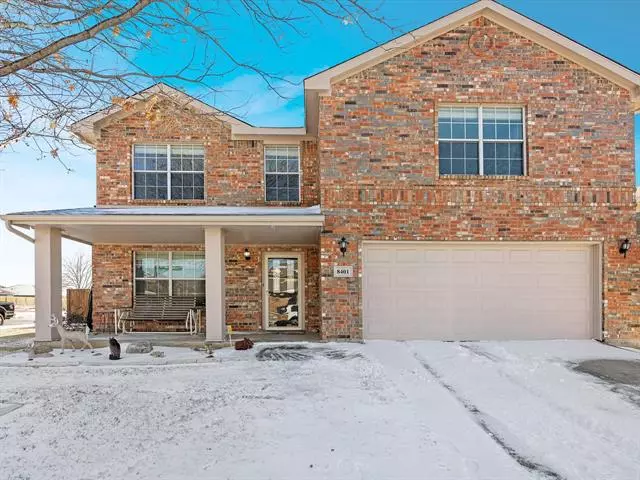 8401 Shallow Creek Drive, Fort Worth, TX 76179