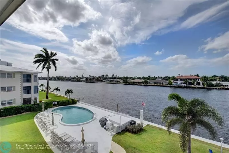 Pompano Beach, FL 33062,801 N Riverside Dr  #3C