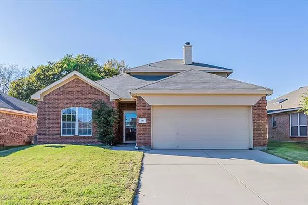 117 Flyaway Lane, Fort Worth, TX 76120