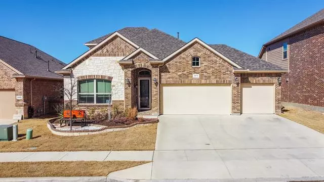 2613 White Cliff Court, Fort Worth, TX 76177