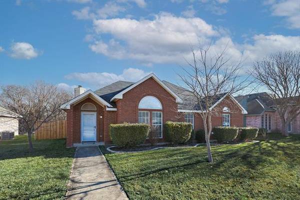 8806 Pheasant Run Drive, Rowlett, TX 75089