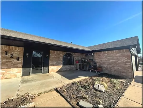 Yukon, OK 73099,324 W Grand Teton Court