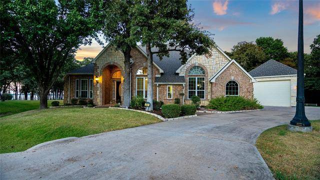 740 Paradise Cove, Shady Shores, TX 76208