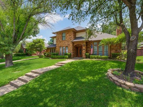 605 Green Meadow Street N, Colleyville, TX 76034