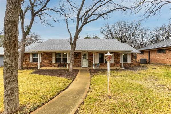 3804 Hastings Drive, Arlington, TX 76013