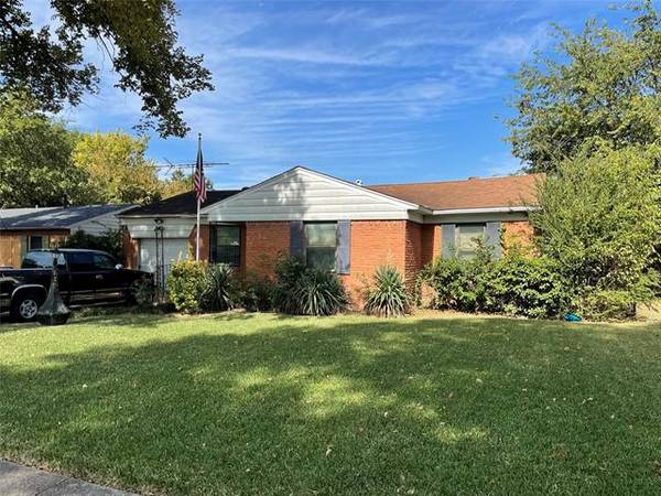 1827 Highland Street, Mesquite, TX 75149