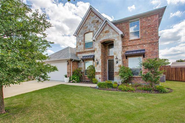 400 Blue Daze Court, Burleson, TX 76028