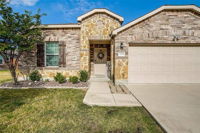 1235 Foxglove Lane, Burleson, TX 76028