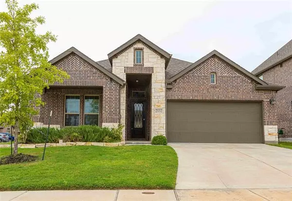 2132 Lake Hawthorne Trail, Little Elm, TX 75068