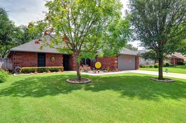 Burleson, TX 76028,128 Clover Lane