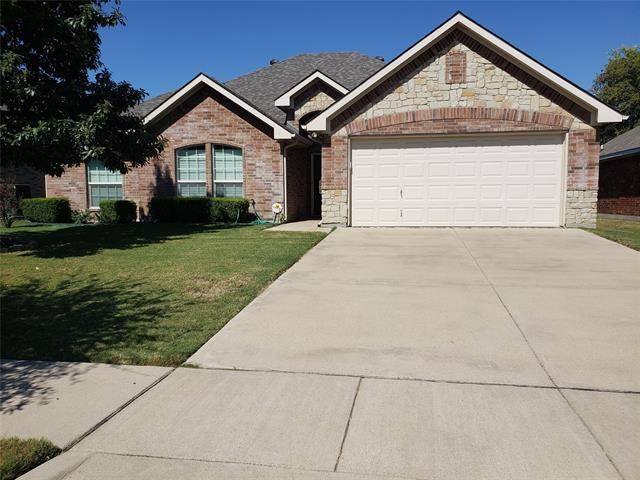 584 Griffith Drive, Saginaw, TX 76179