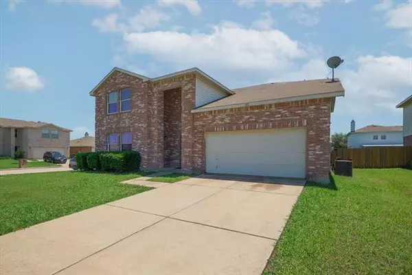 332 Firewheel Road, Burleson, TX 76028