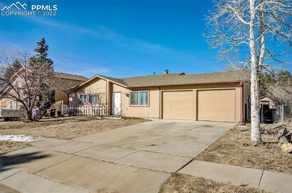 2185 Ambleside DR, Colorado Springs, CO 80915