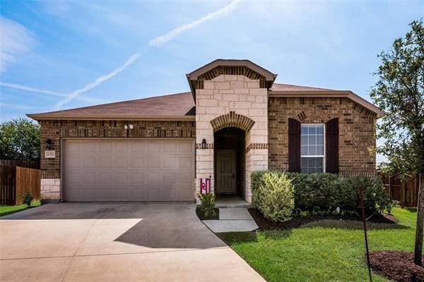 2372 Bernese Lane, Fort Worth, TX 76131