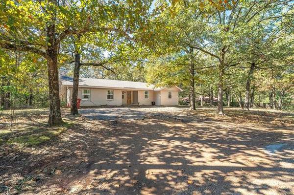 1403 Woodland, Canton, TX 75103