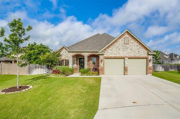 153 Camouflage Circle, Willow Park, TX 76008