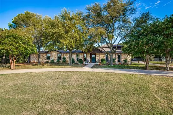 7990 Shady Oak Drive, Aubrey, TX 76227