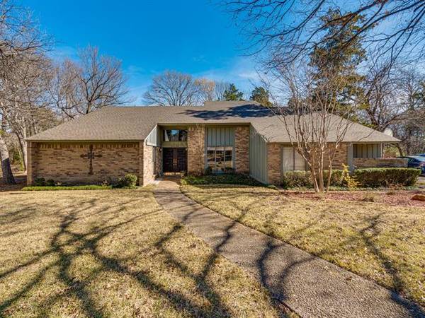 1430 Cardinal Creek Drive, Duncanville, TX 75137