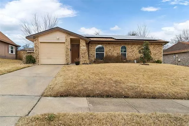 1321 Colony Drive, Garland, TX 75040