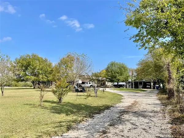 Princeton, TX 75407,9142 County Road 449