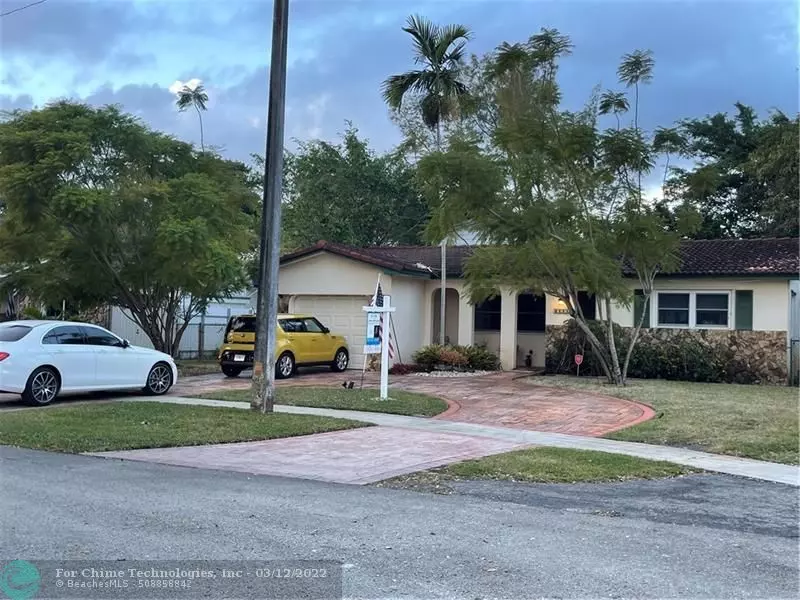 3411 Thomas St, Hollywood, FL 33021