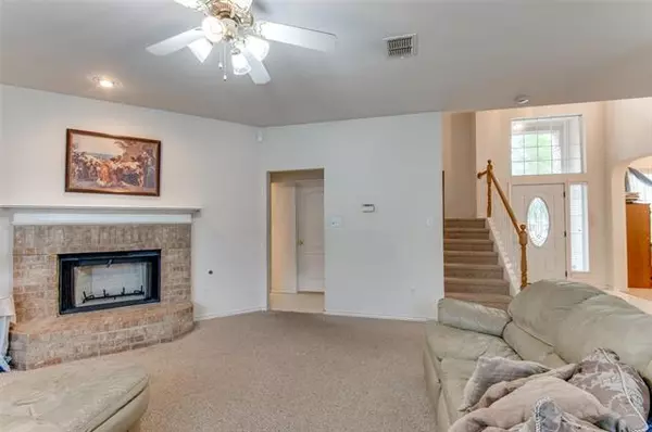 Euless, TX 76040,401 Granite Court