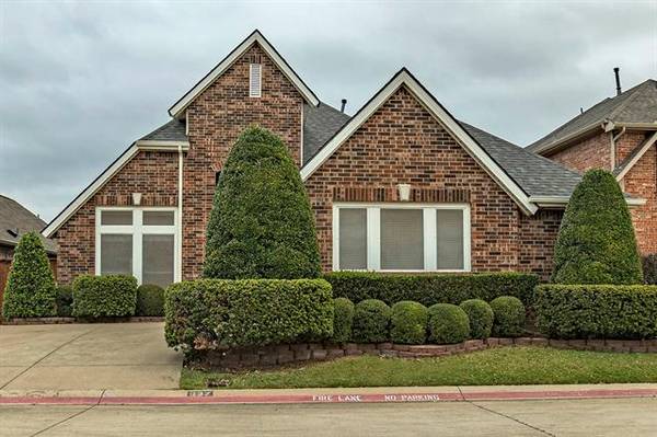 137 Arbor Glen Drive, Euless, TX 76039