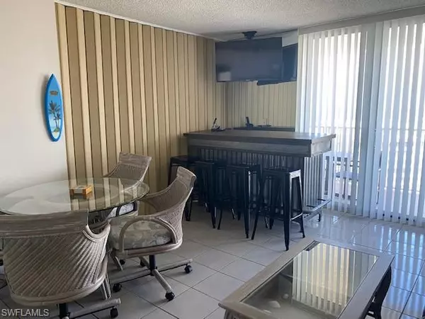 Fort Myers Beach, FL 33931,7300 Estero BLVD PH1