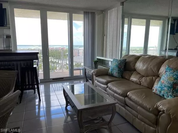 Fort Myers Beach, FL 33931,7300 Estero BLVD PH1